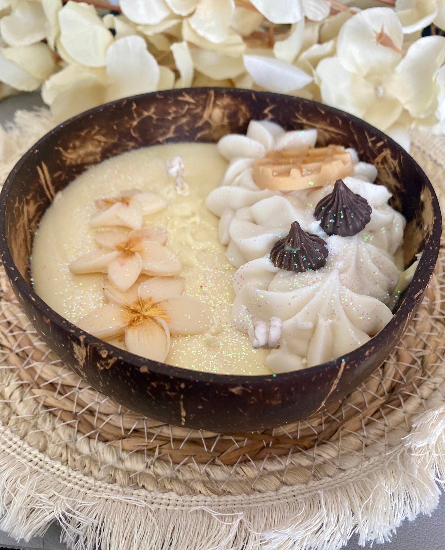 Monoi vanilla gourmet candle
