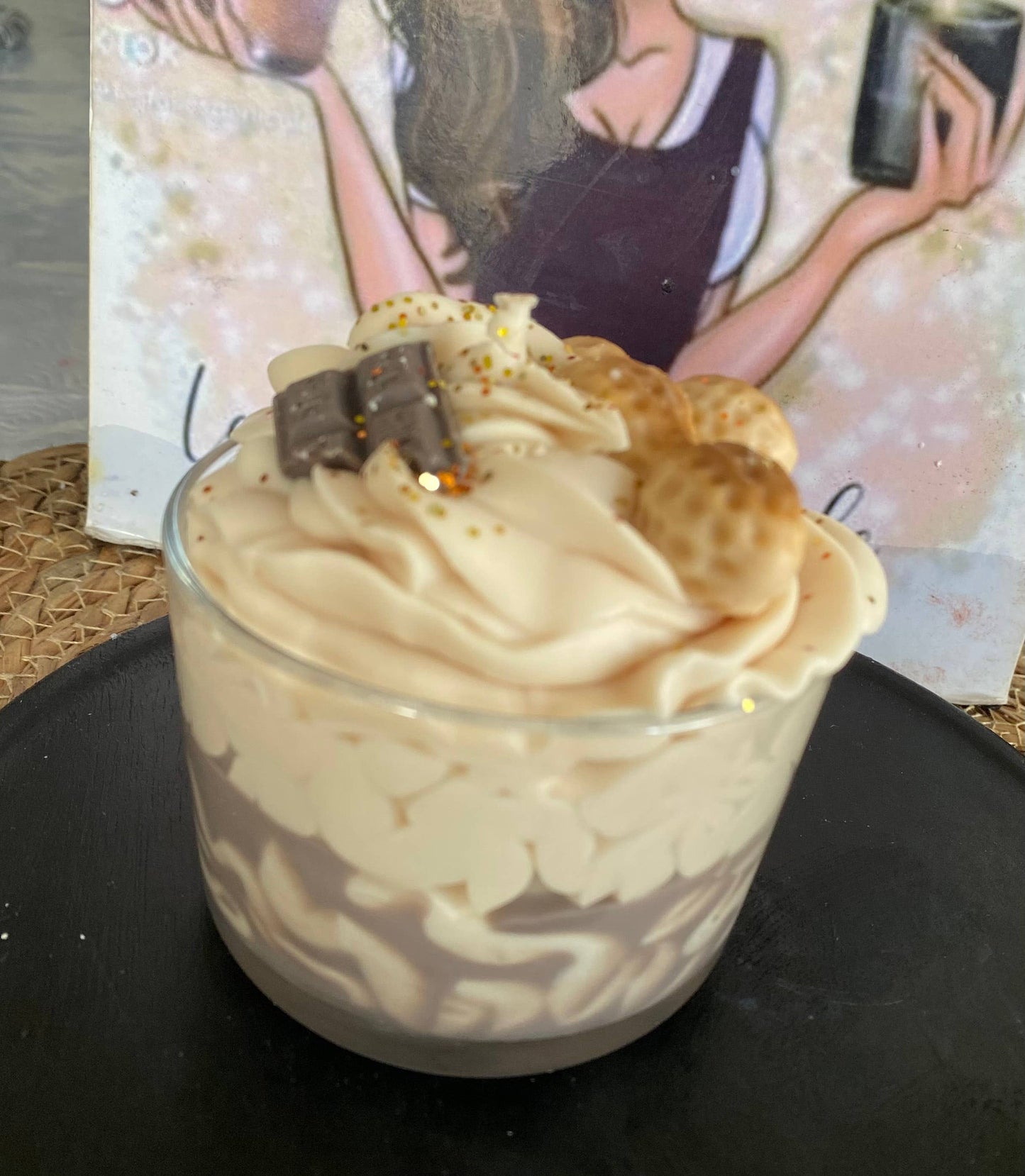 Peanut and chocolate gourmet candle