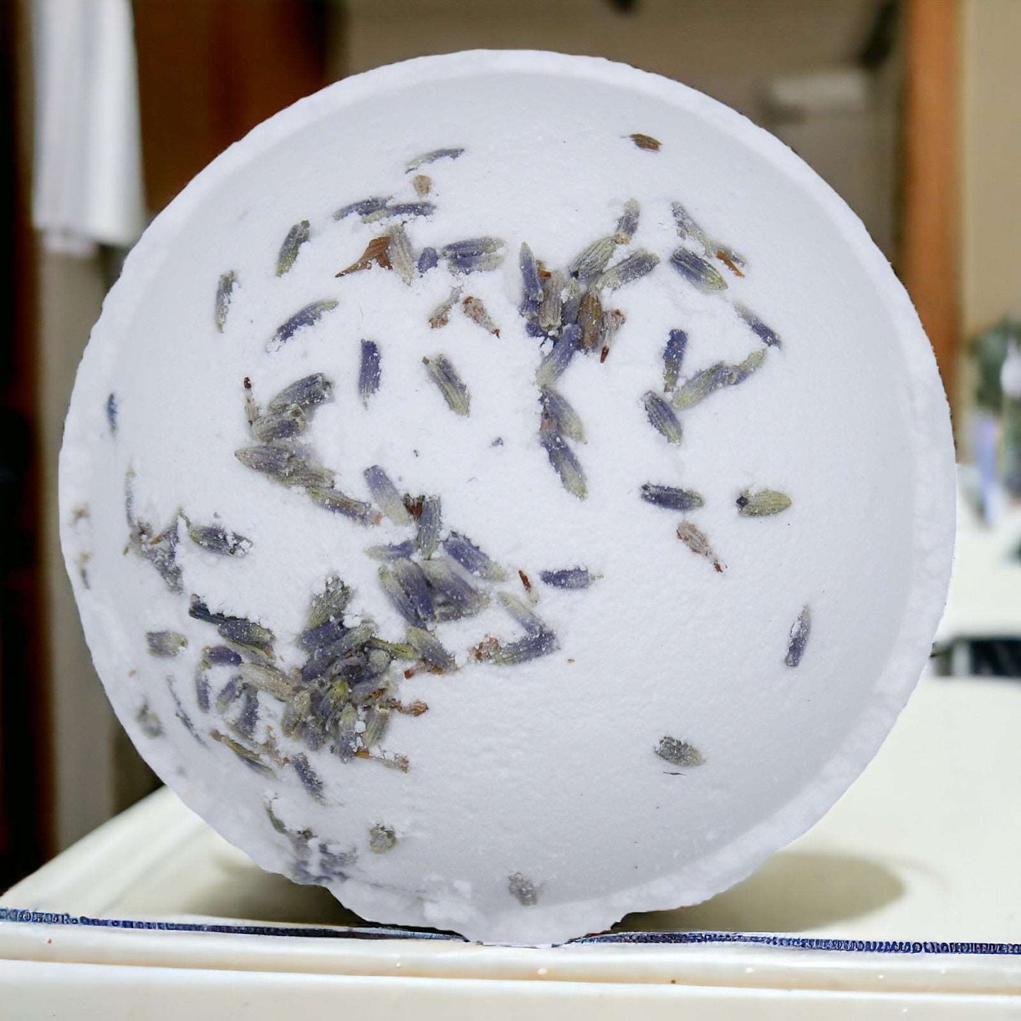 Relax - Himalayan Salt Bath Bomb