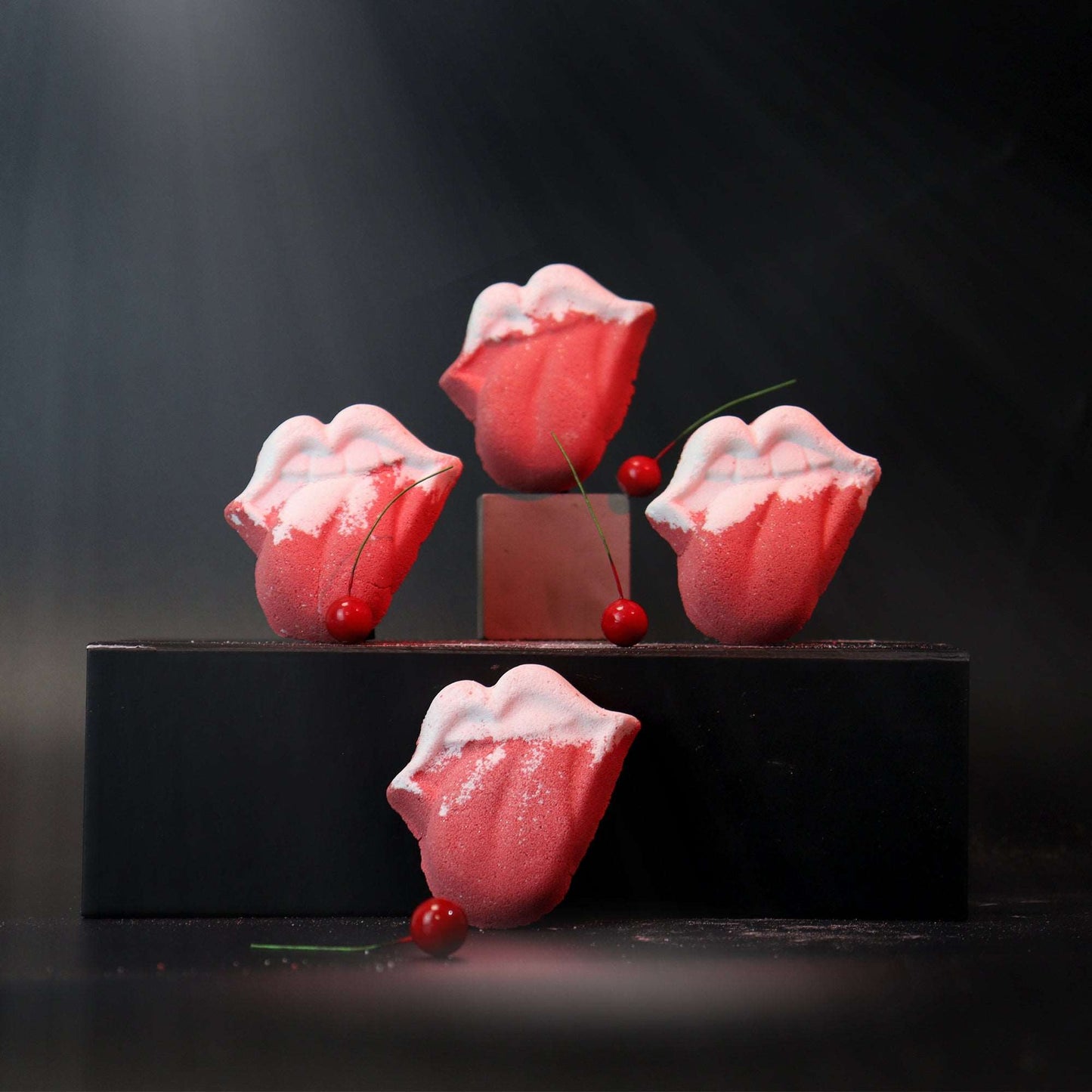 Kids Fun Shaped Bath Bomb -Lips