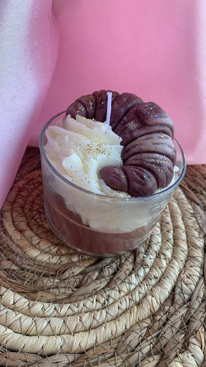 Croissant candle