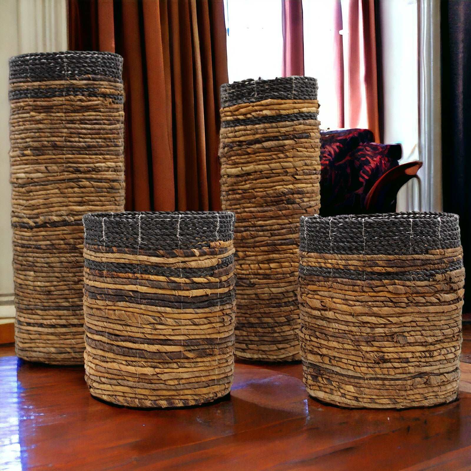Banana Leaf Set - 2 Vase & 2 Bins